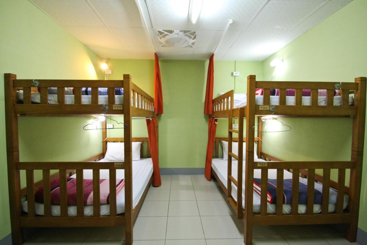 Center.Center Hostel Puli Exterior photo